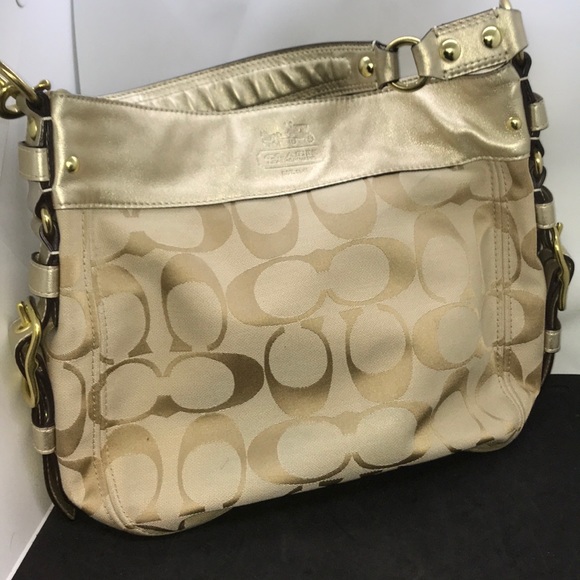 Coach purse - Picture 1 of 5